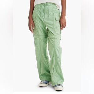 Levi’s Belted Convertible Cotton Cargo Shorts/Pants in Light Green Size 30 EUC